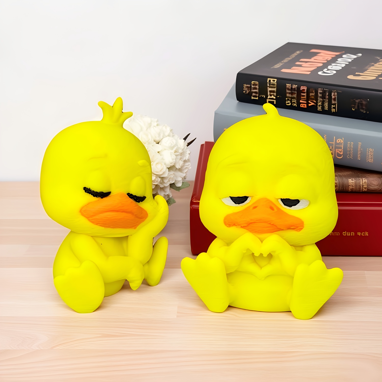 1pc Cute Heart Hands Duck Car  - огляд і ціна Art Craft Duck